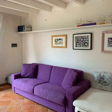 Borghetto, Mini-loft Di Charme Con Giardino E Piscina